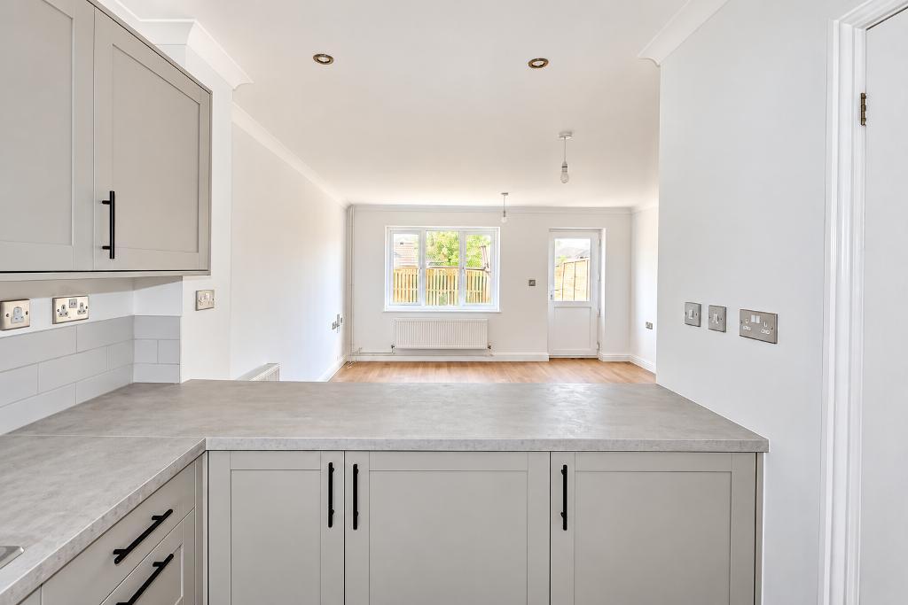 2 Bedroom Terraced for Sale in Milton Keynes, MK5 7FT