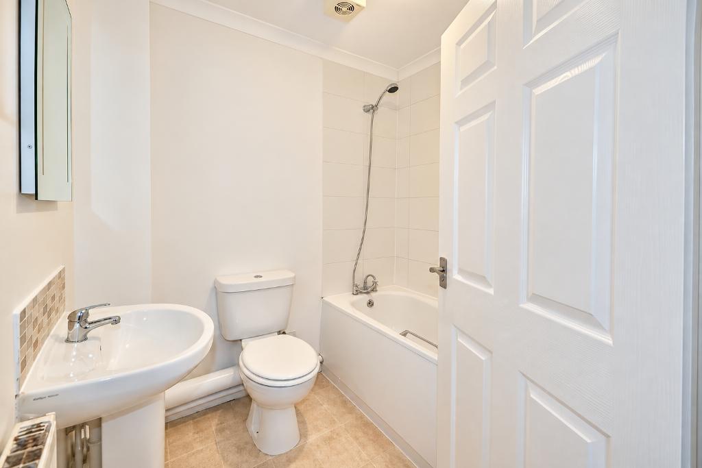 2 Bedroom Terraced for Sale in Milton Keynes, MK5 7FT