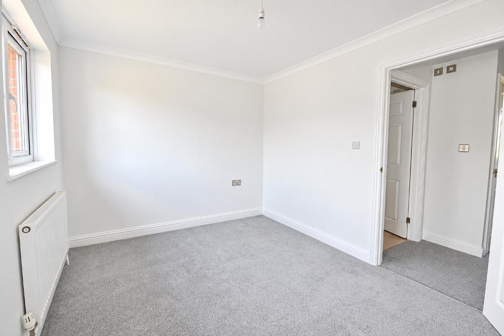 2 Bedroom Terraced for Sale in Milton Keynes, MK5 7FT