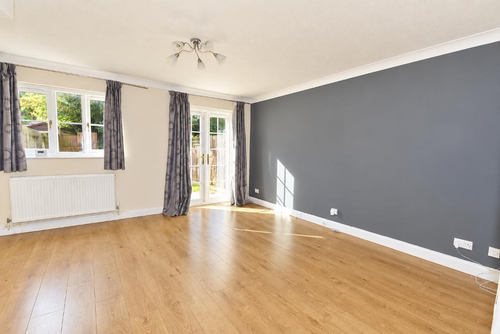 3 Bedroom Terraced for Sale in Milton Keynes, MK5 8ER