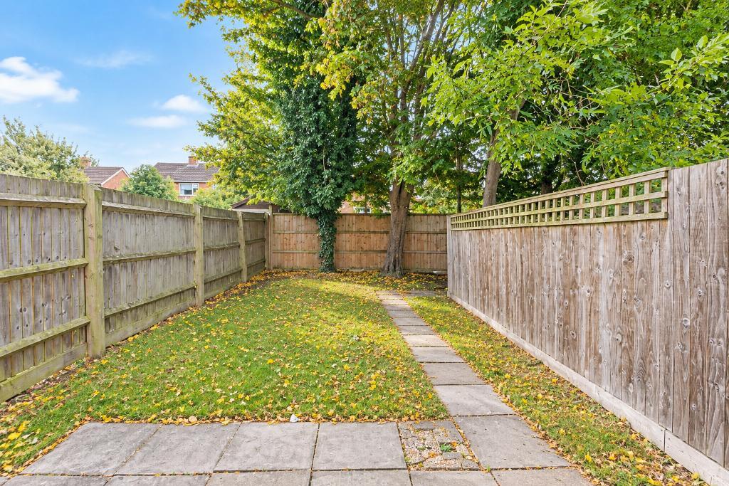 3 Bedroom Terraced for Sale in Milton Keynes, MK5 8ER
