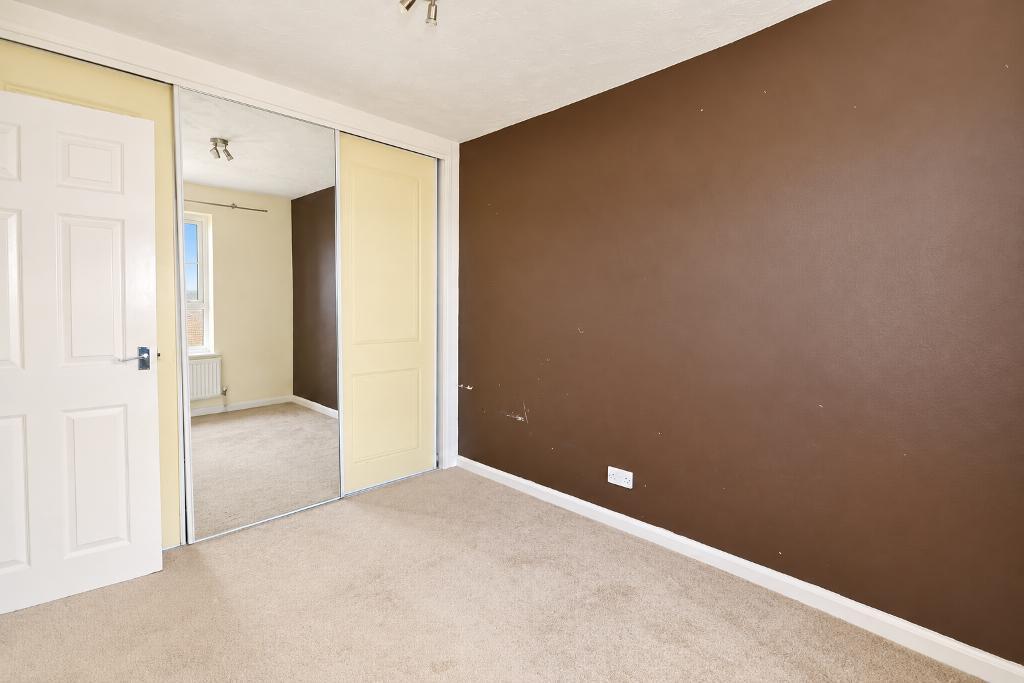 3 Bedroom Terraced for Sale in Milton Keynes, MK5 8ER