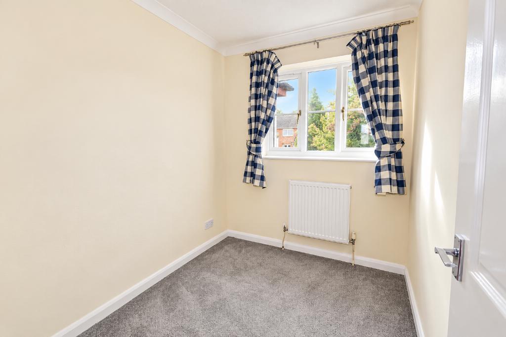 3 Bedroom Terraced for Sale in Milton Keynes, MK5 8ER